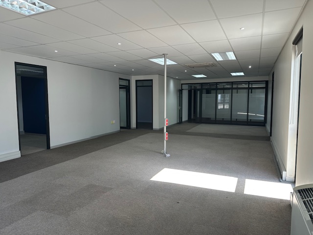 To Let Commercial Property for Rent in Jamestown Western Cape